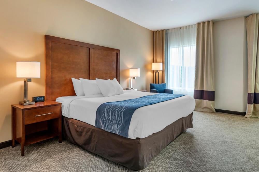 King Suite with Spa Bath